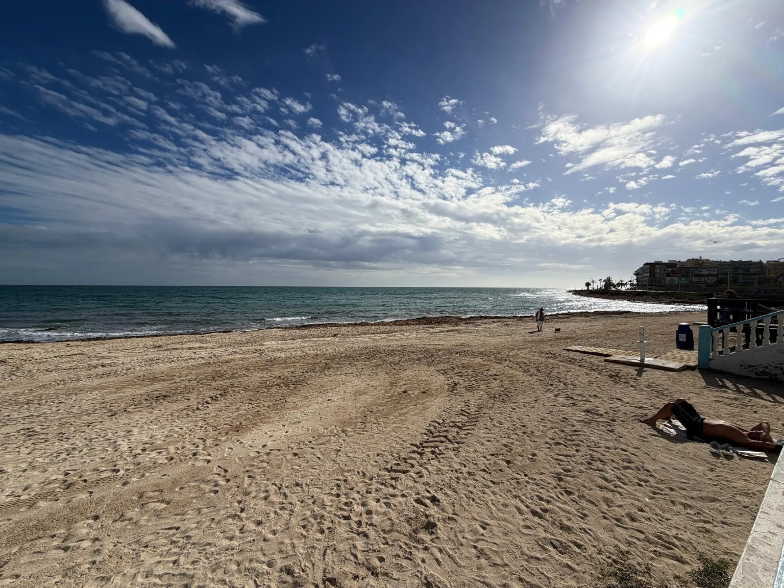 APARTAMENTO A 500 METROS DE PLAYA DEL CURA CON SUPERFICIE DE 44 M2. 1 DORM. 1 BAÑO.