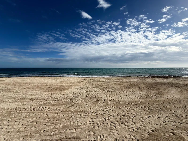 APARTAMENTO A 500 METROS DE PLAYA DEL CURA CON SUPERFICIE DE 44 M2. 1 DORM. 1 BAÑO.