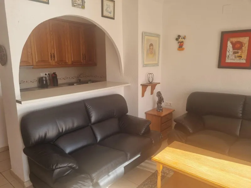 ЧУДЕСНЫЙ TOWNHOUSE С ЧАСТНЫМ ПЛЯЖЕМ В ДОЛГОСРОЧНУЮ АРЕНДУ