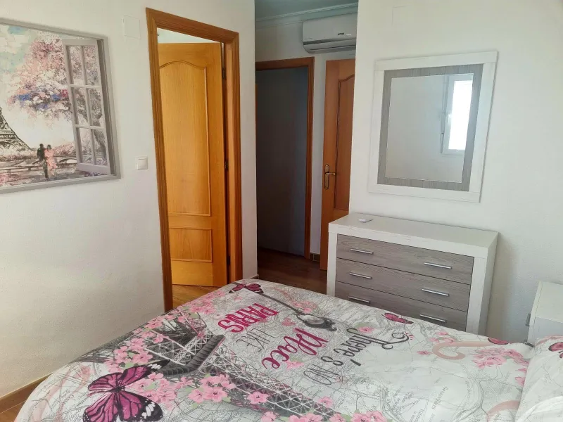 ЧУДЕСНЫЙ TOWNHOUSE С ЧАСТНЫМ ПЛЯЖЕМ В ДОЛГОСРОЧНУЮ АРЕНДУ