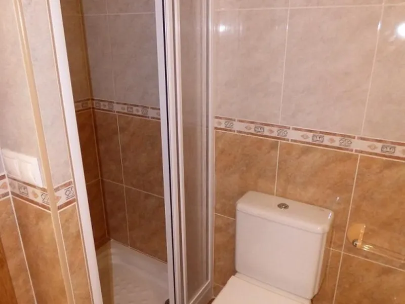 ЧУДЕСНЫЙ TOWNHOUSE С ЧАСТНЫМ ПЛЯЖЕМ В ДОЛГОСРОЧНУЮ АРЕНДУ