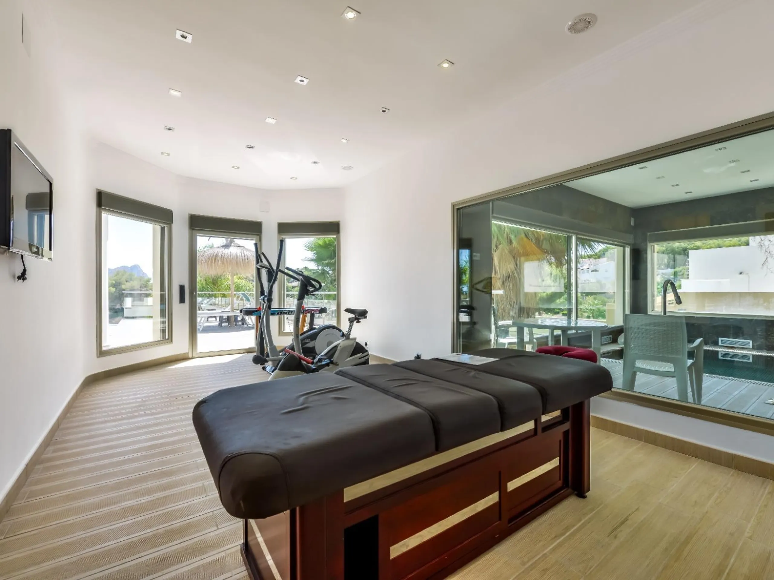 Modern and Luxurious Villa with Sea Views in Benissa 🌊