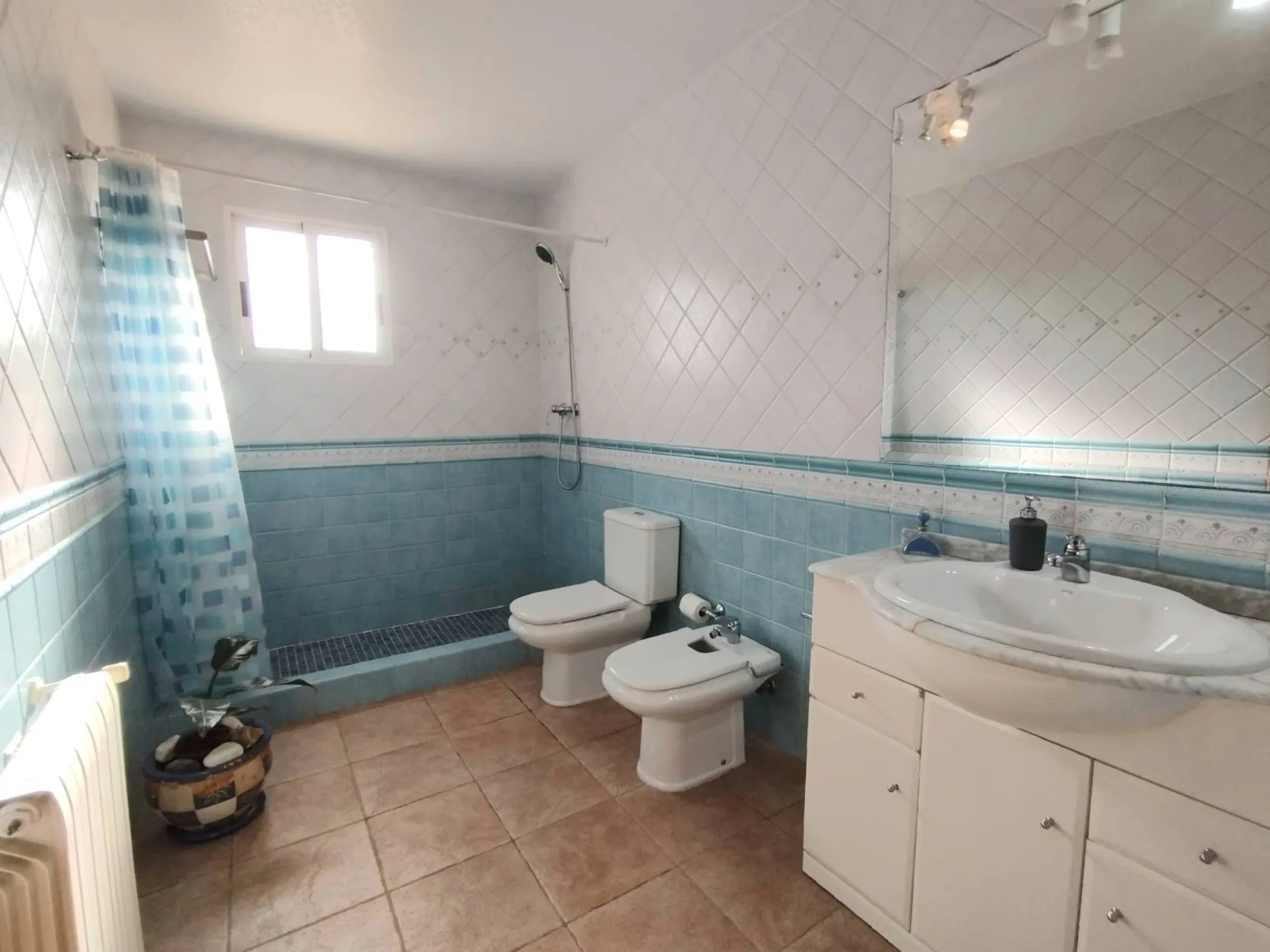 Exclusive Villa with Salt Lake Views in Torrevieja