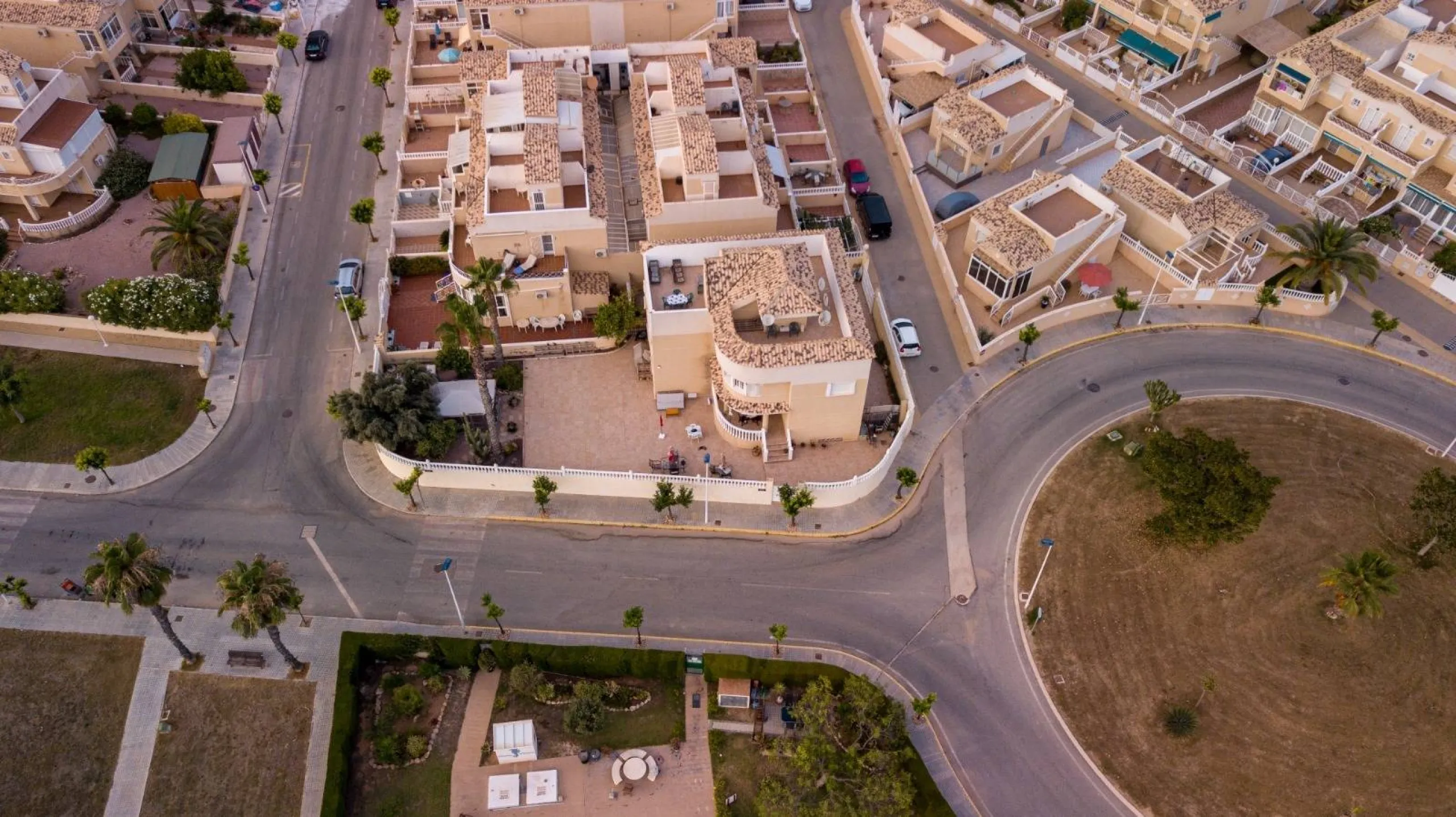 Exclusive Villa with Salt Lake Views in Torrevieja