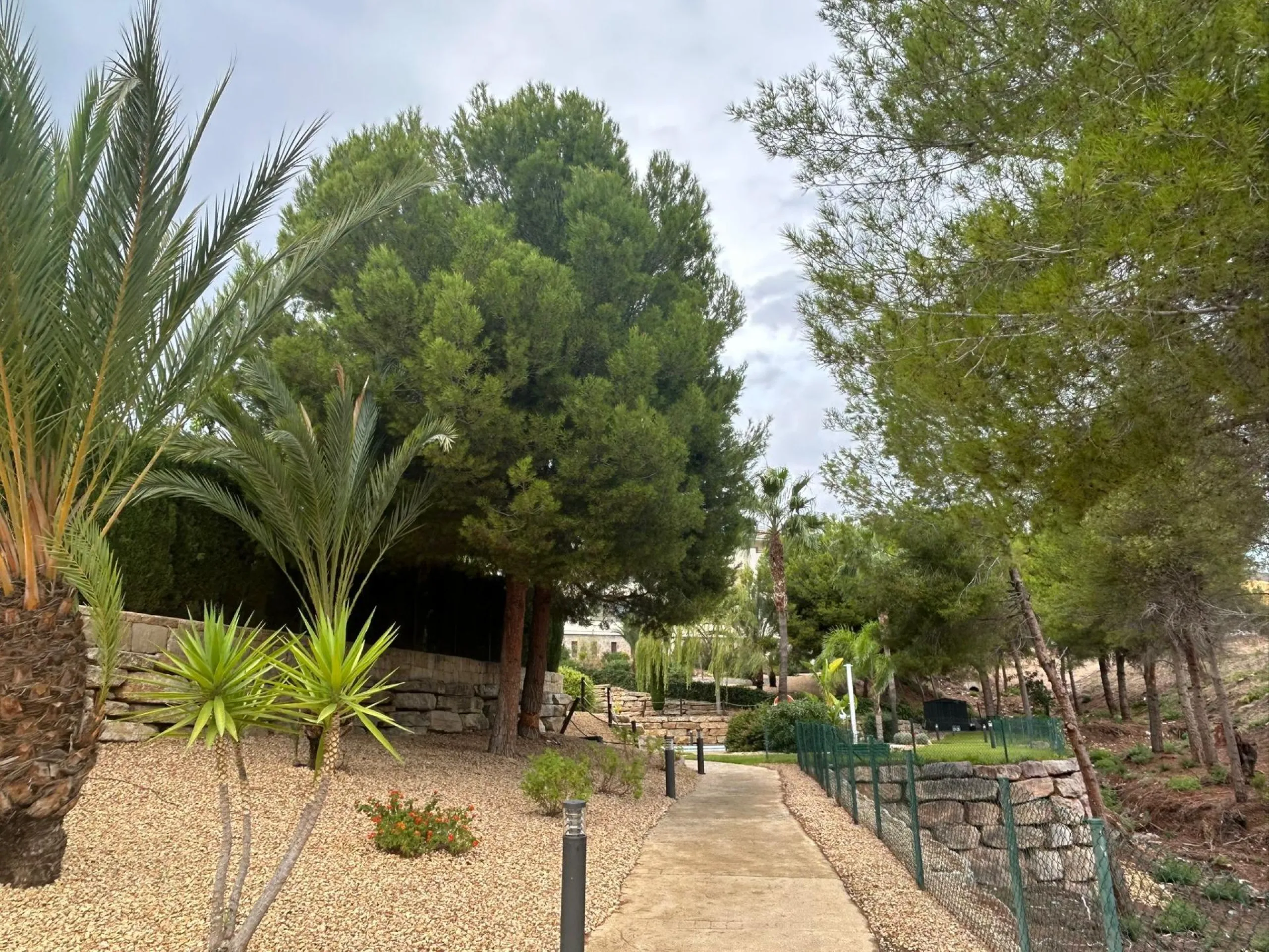Semi-Detached House in Sierra Cortina 🌿
