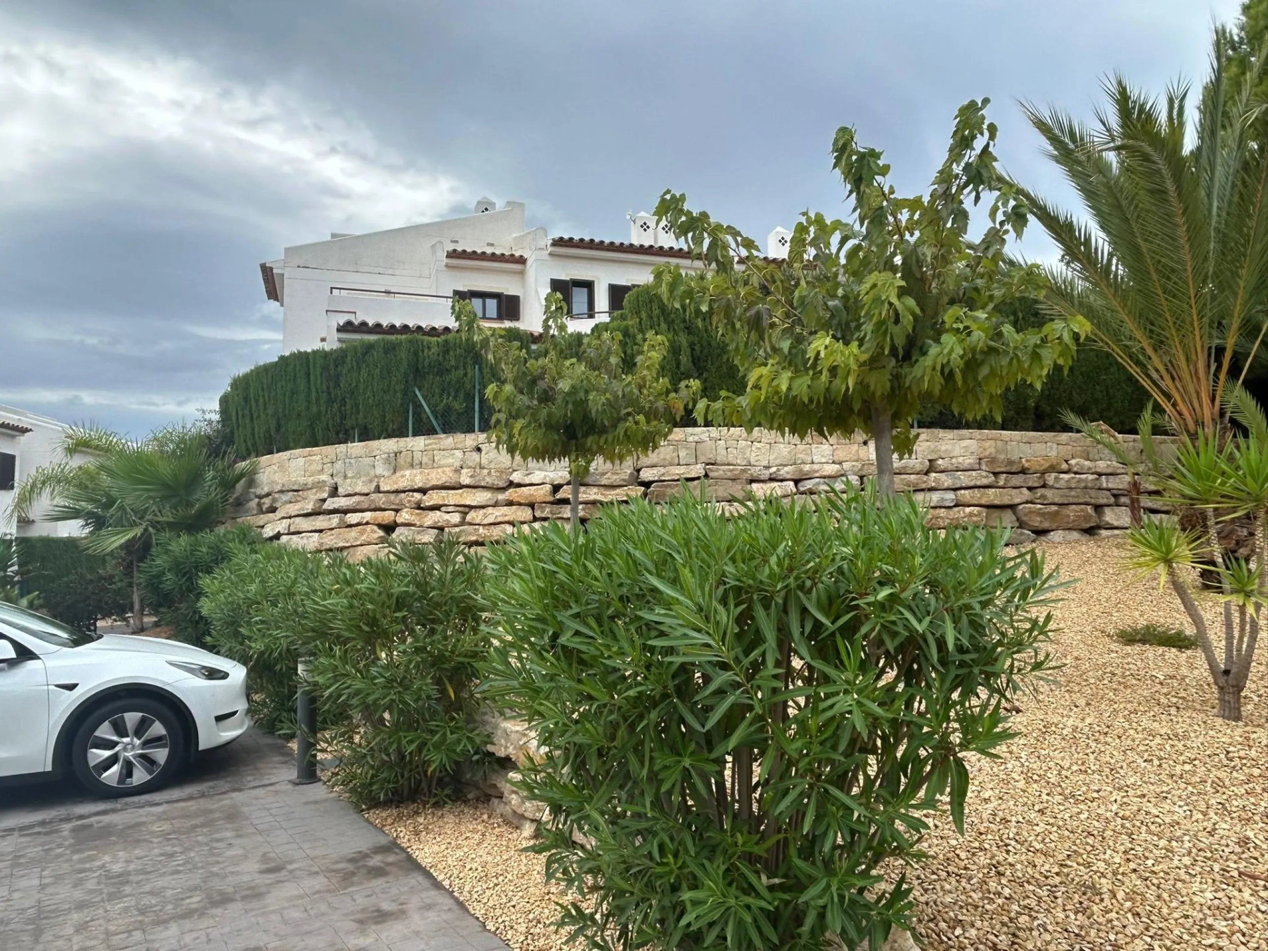 Semi-Detached House in Sierra Cortina 🌿