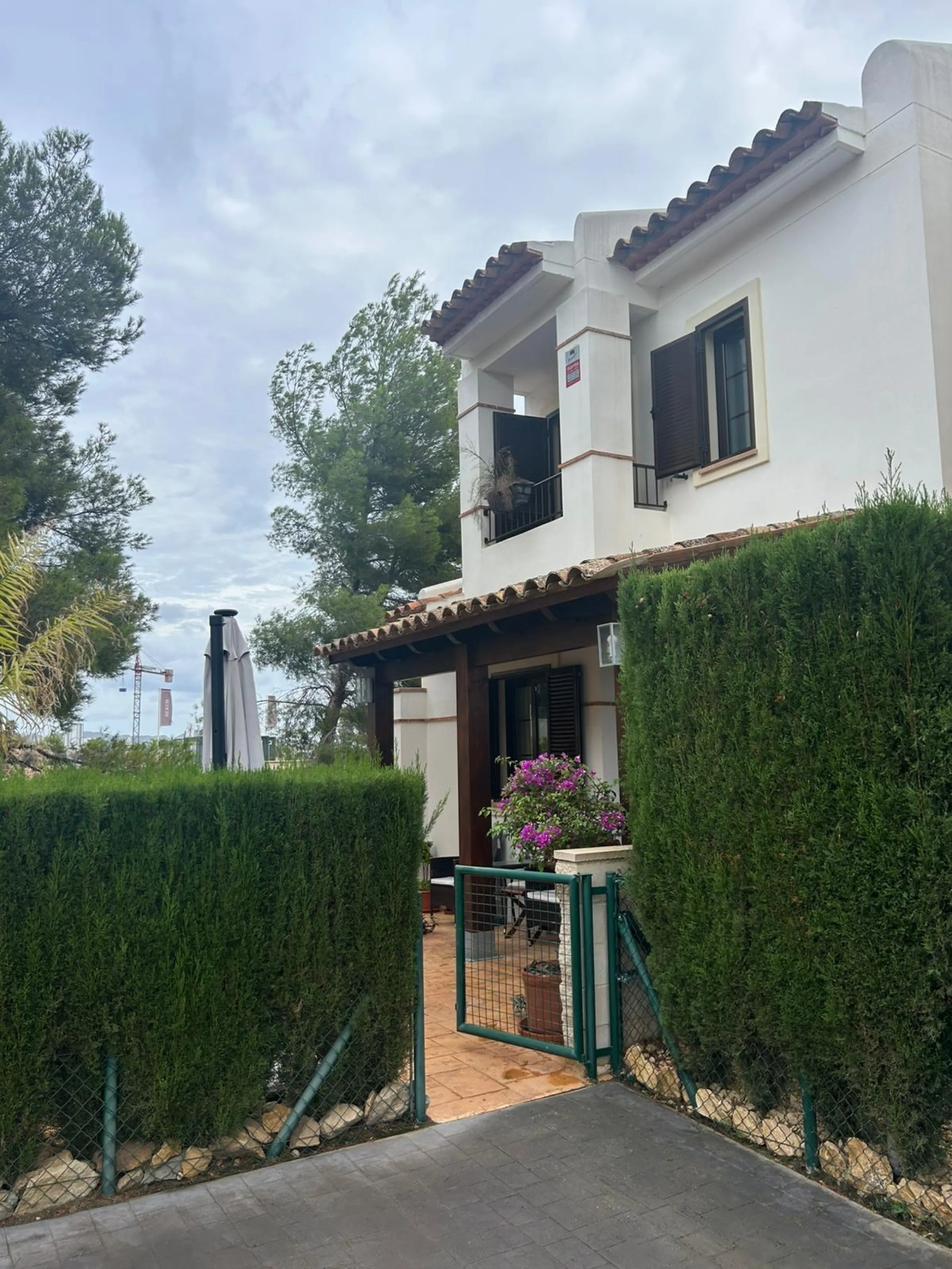Semi-Detached House in Sierra Cortina 🌿