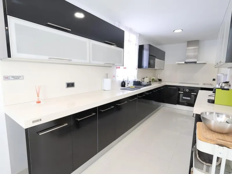 Cabo Roig Detached villa on a 415 m² corner plot with two streets