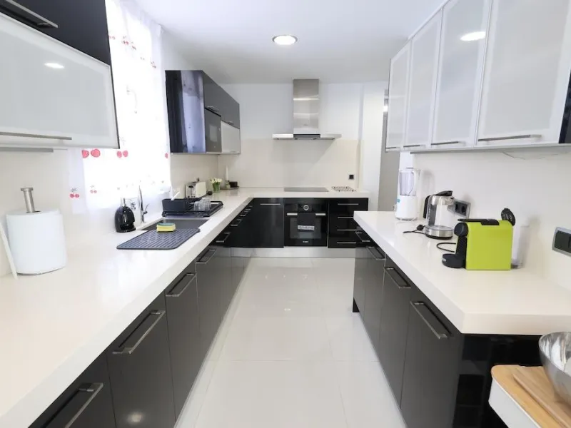 Cabo Roig Detached villa on a 415 m² corner plot with two streets