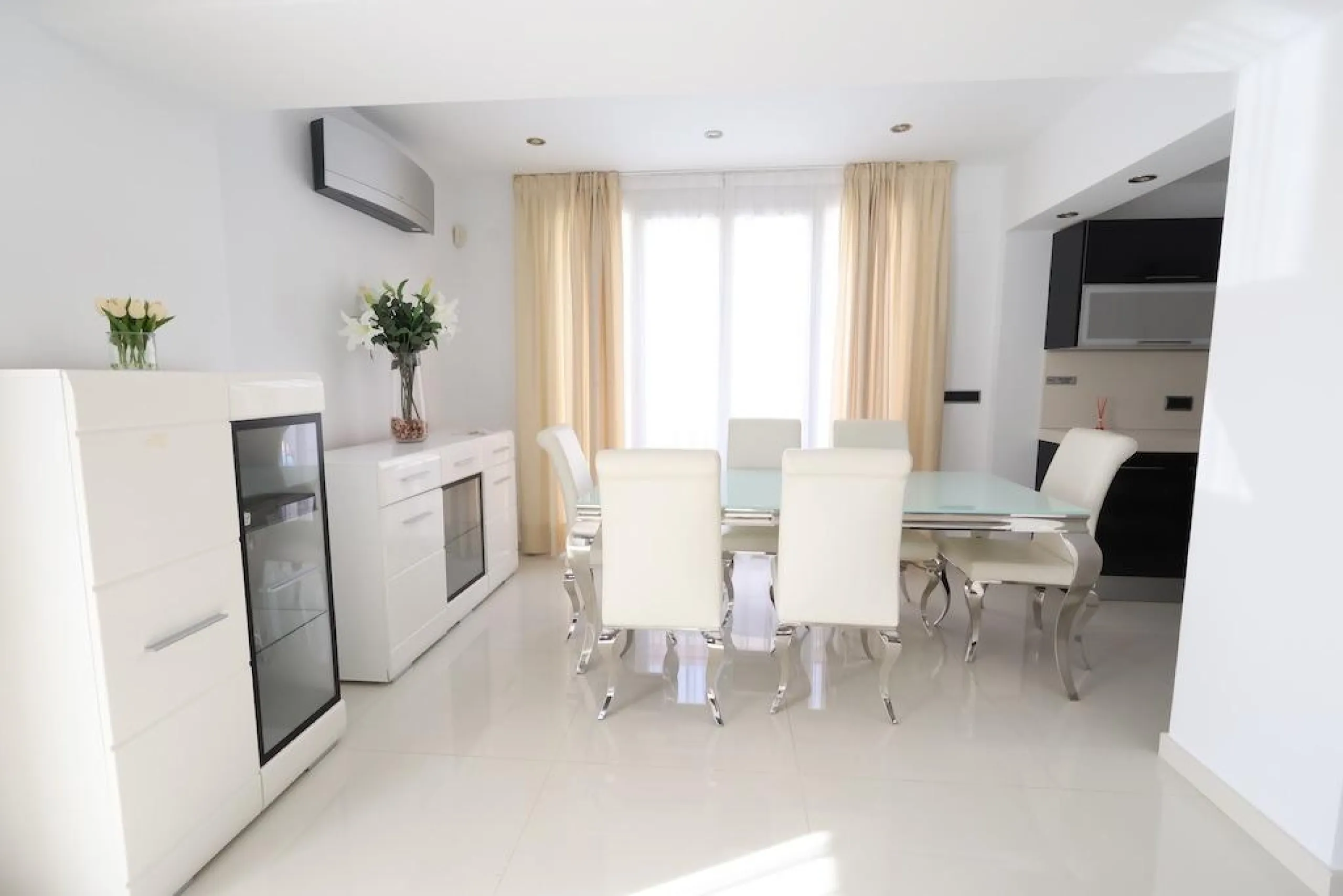 Cabo Roig Detached villa on a 415 m² corner plot with two streets