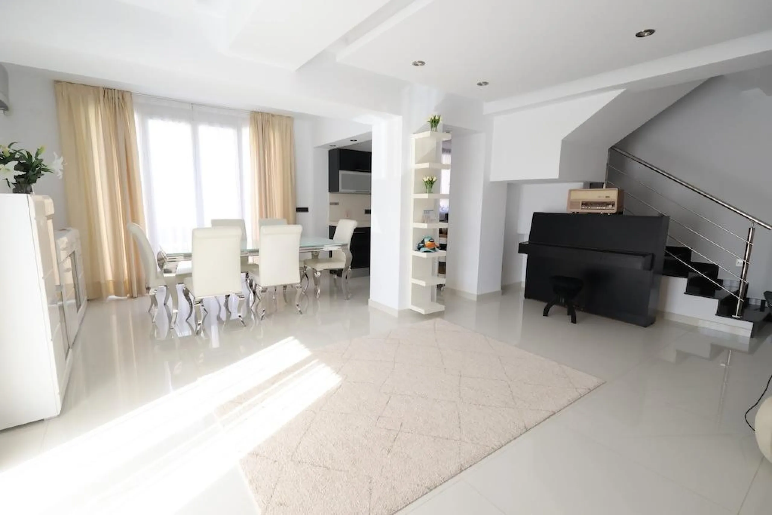 Cabo Roig Detached villa on a 415 m² corner plot with two streets