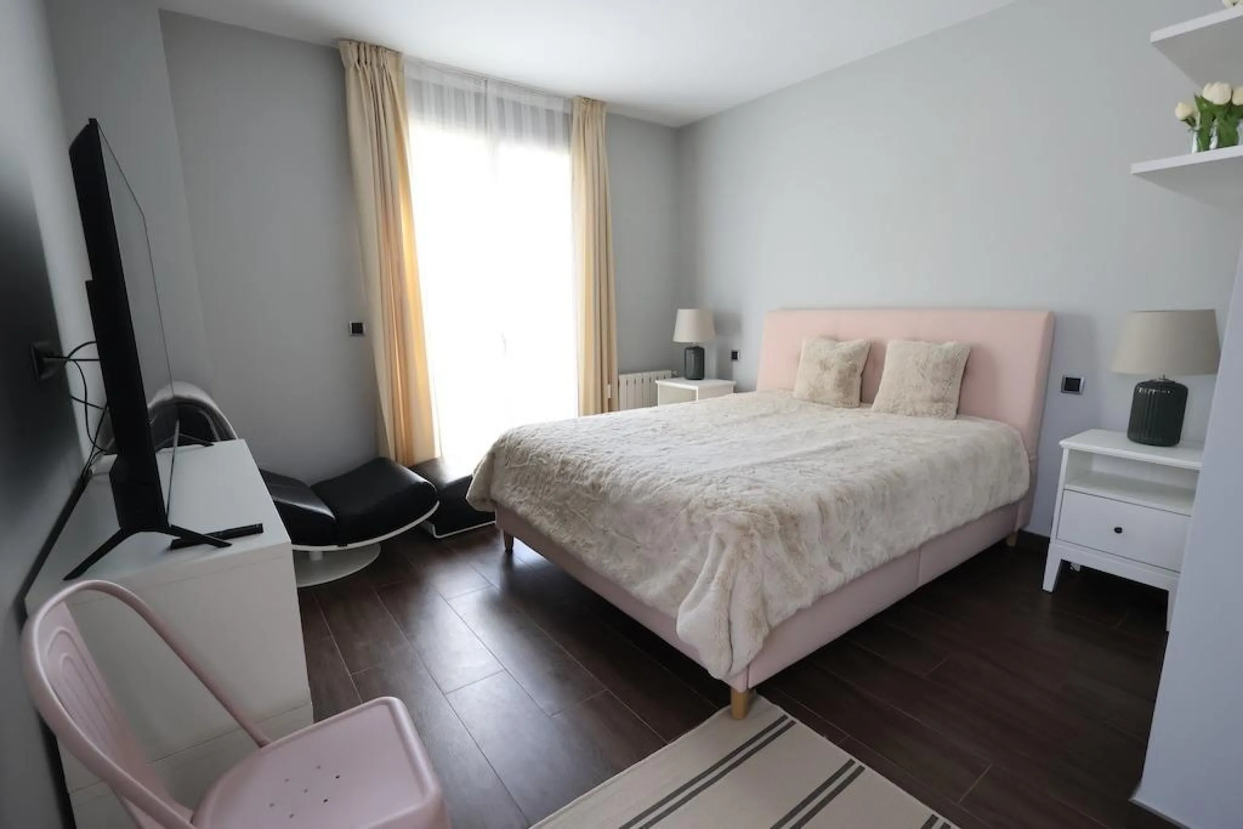 Cabo Roig Detached villa on a 415 m² corner plot with two streets
