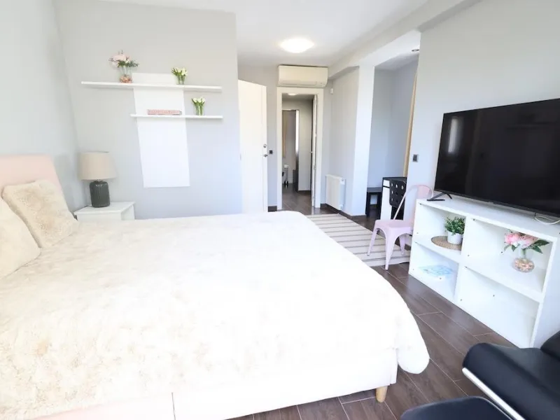 Cabo Roig Detached villa on a 415 m² corner plot with two streets