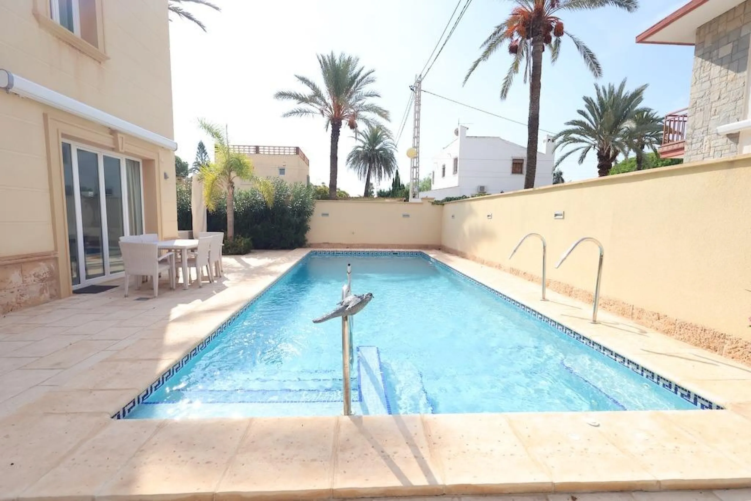Cabo Roig Detached villa on a 415 m² corner plot with two streets