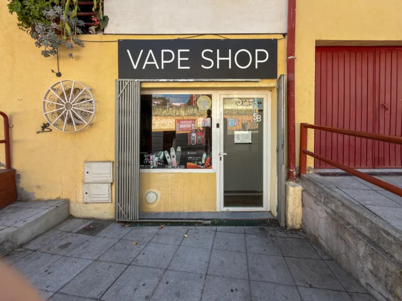 Commercial premises for sale