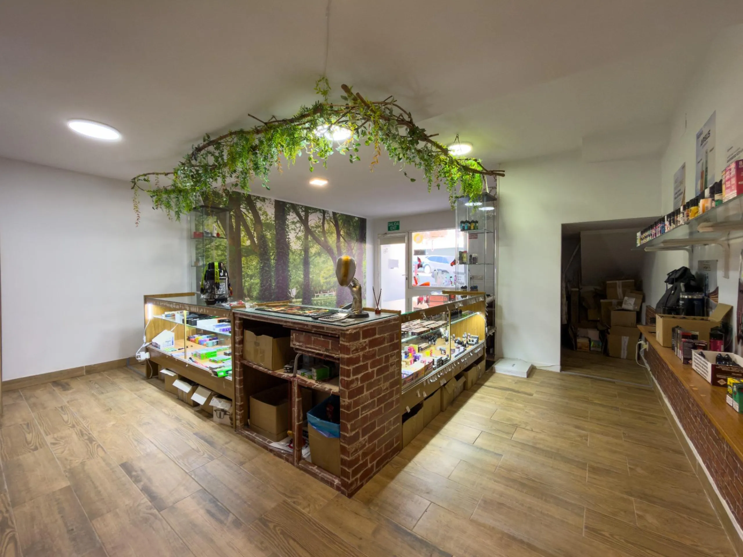 Commercial premises for sale