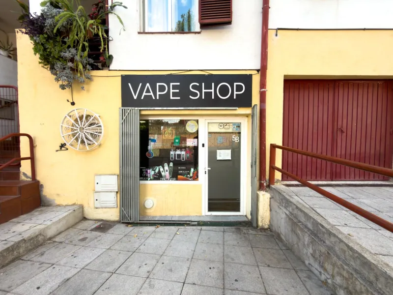 Commercial premises for sale