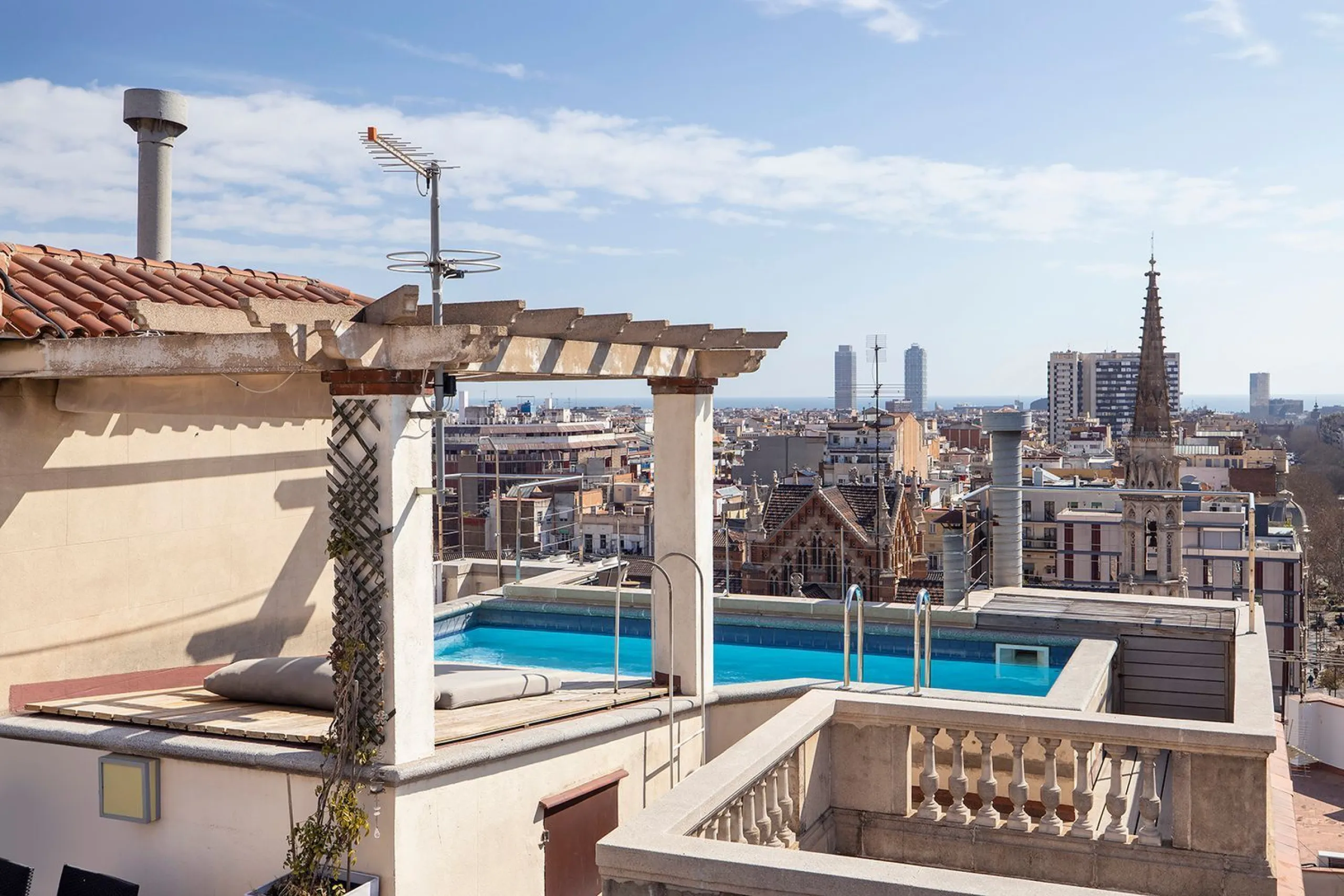 Ático singular con terrazas panorámicas en el Eixample, Barcelona