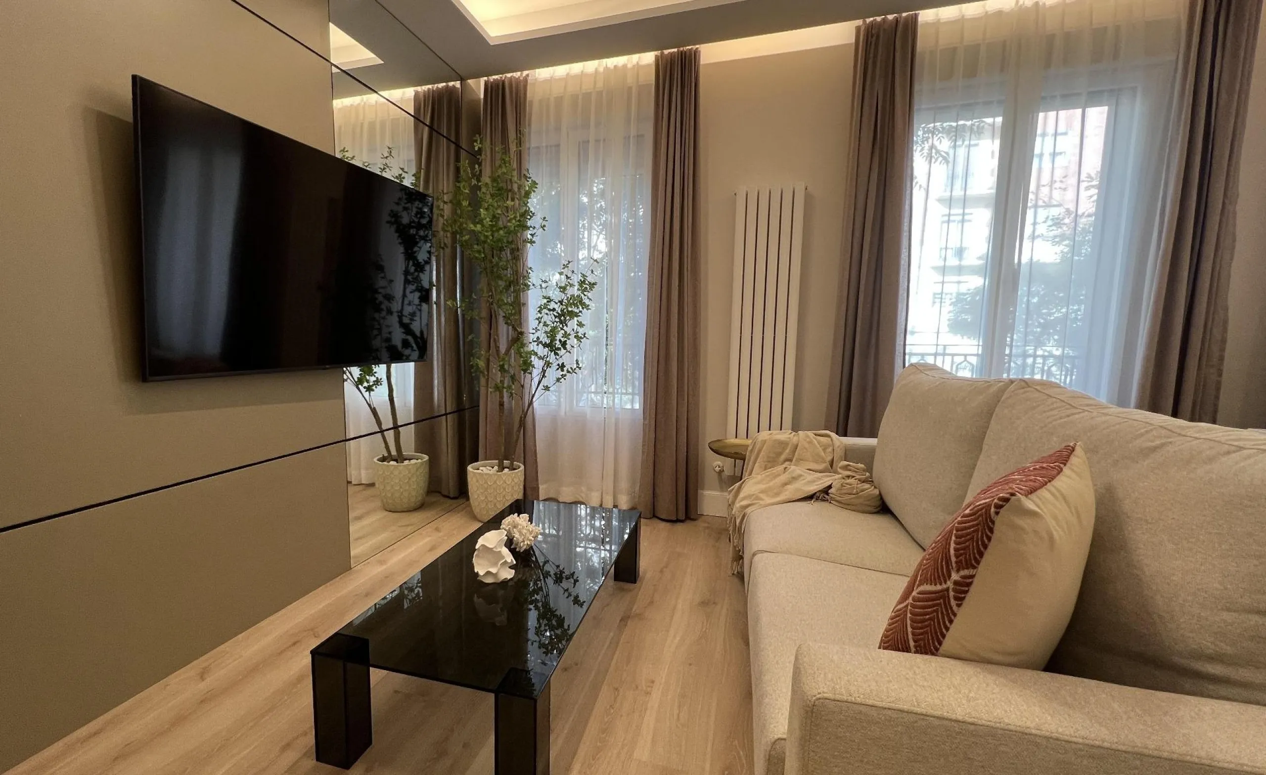 ELEGANT FULLY RENOVATED LUXURY APARTNEMT IN LISTA, MADRID