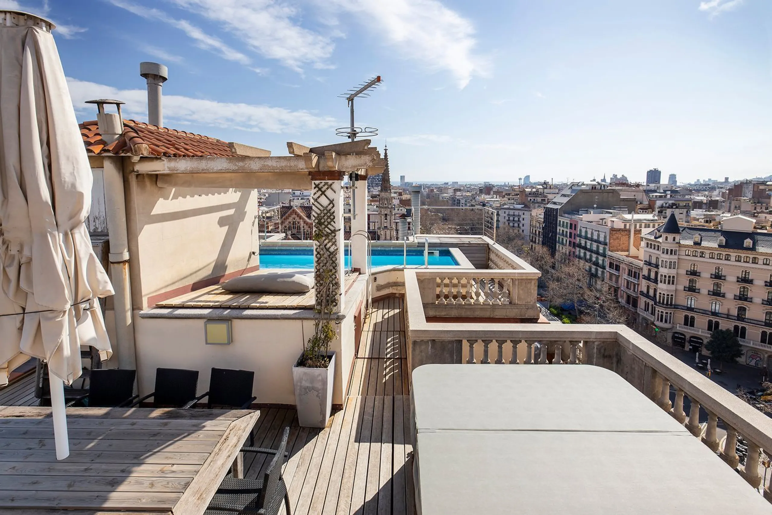 Ático singular con terrazas panorámicas en el Eixample, Barcelona