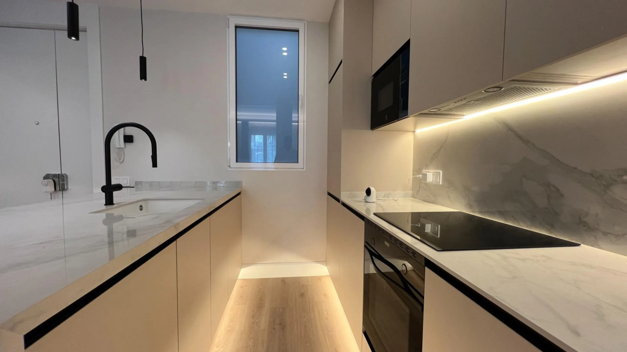 ELEGANT FULLY RENOVATED LUXURY APARTNEMT IN LISTA, MADRID