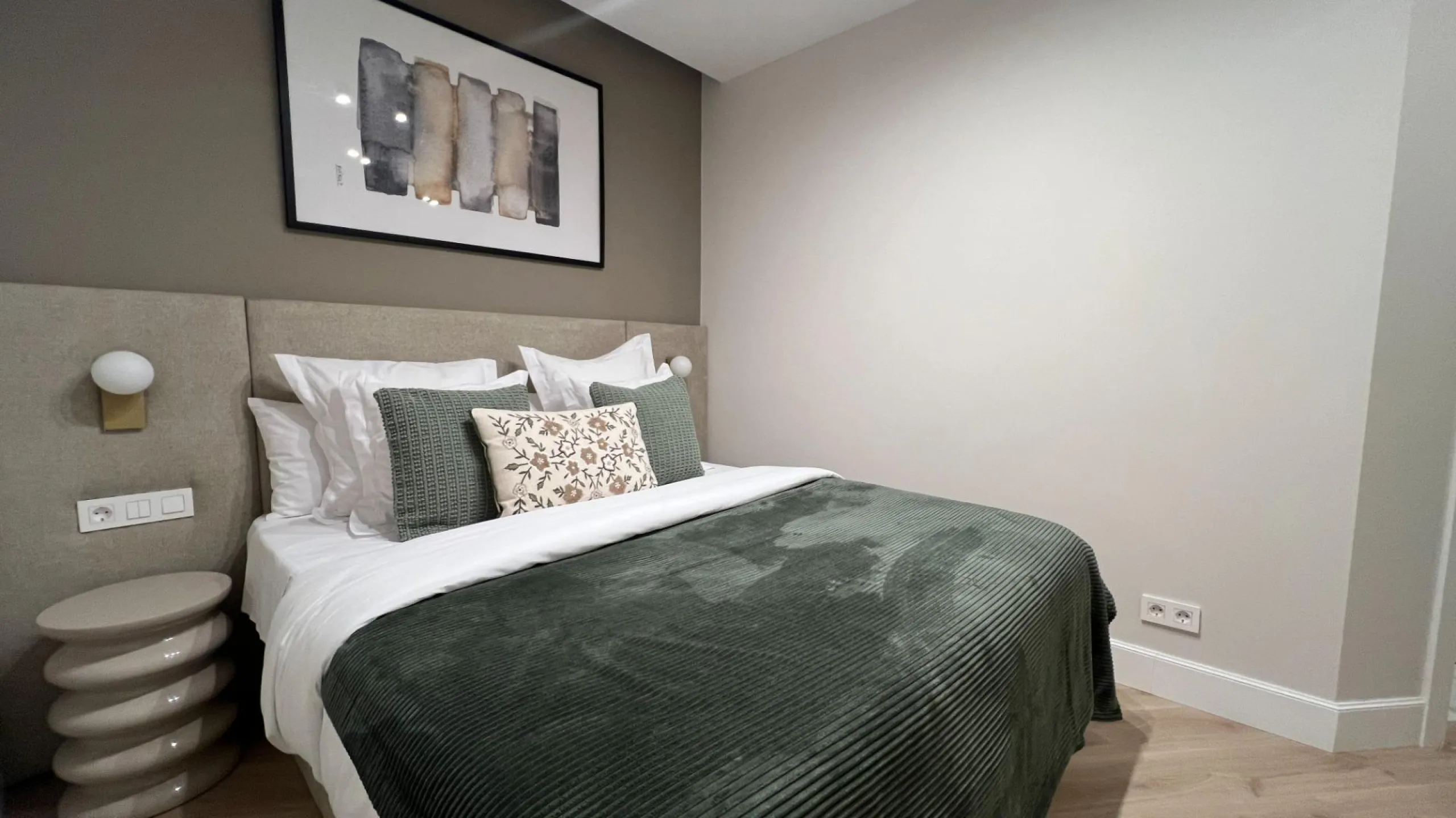 ELEGANT FULLY RENOVATED LUXURY APARTNEMT IN LISTA, MADRID