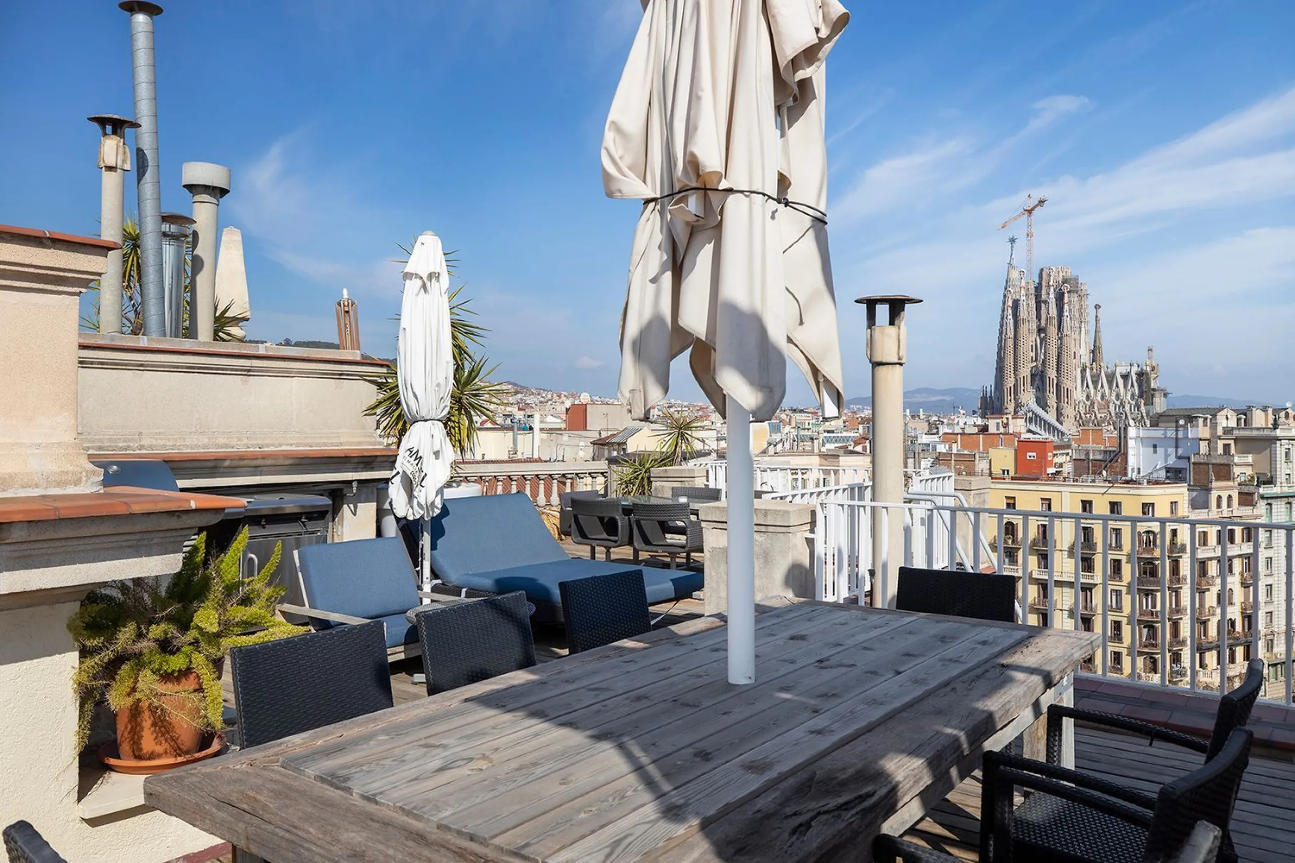 Ático singular con terrazas panorámicas en el Eixample, Barcelona