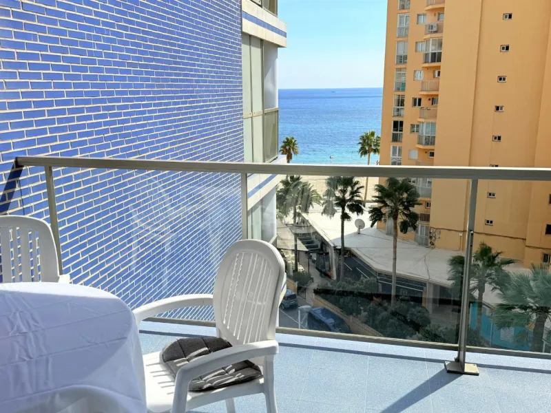 Magnificent apartment with sea views just one minute from the beach in Playa de la Fossa, Calpe