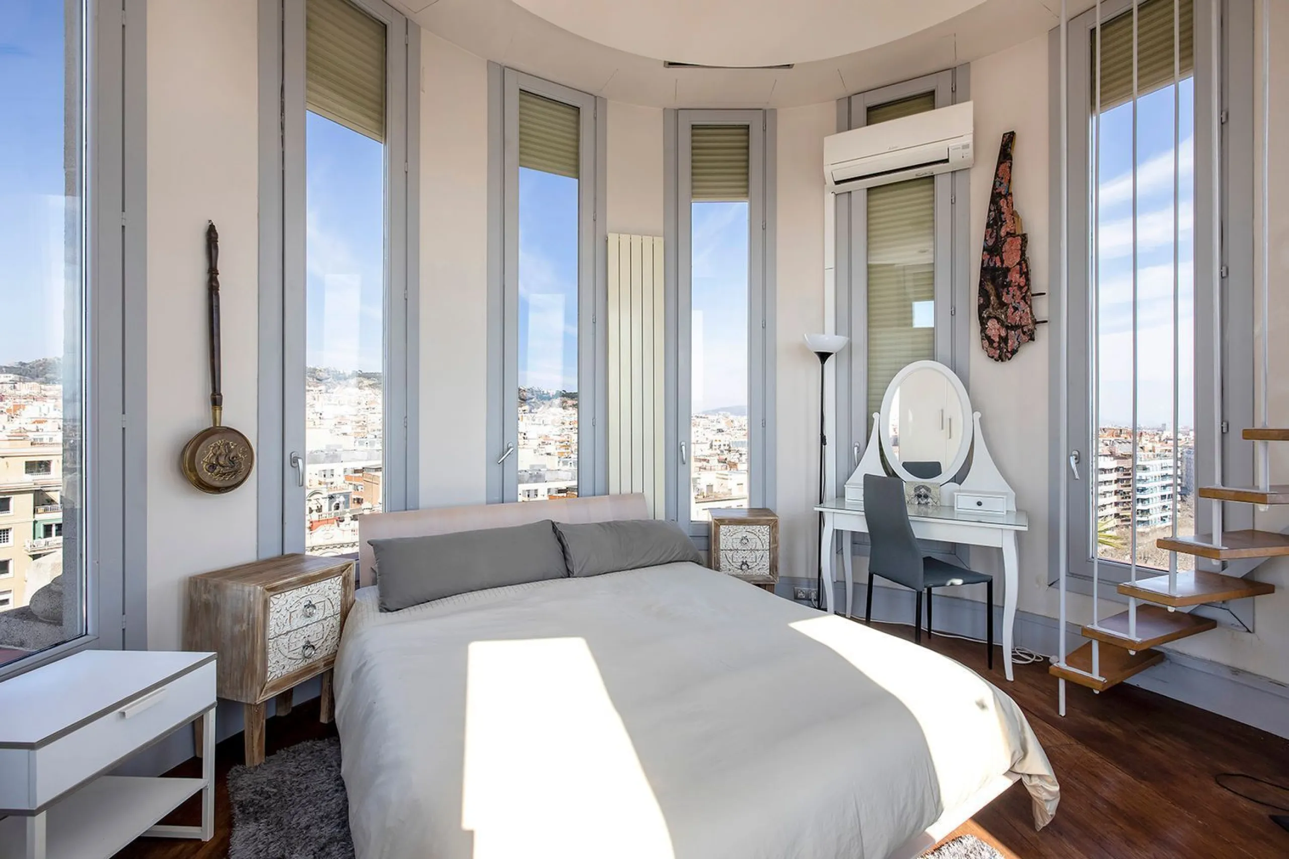 Ático singular con terrazas panorámicas en el Eixample, Barcelona