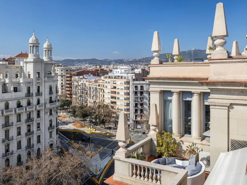 Ático singular con terrazas panorámicas en el Eixample, Barcelona
