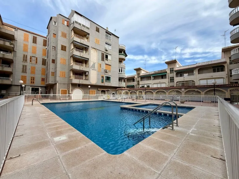 Apartment with 2 bedrooms, 1 bathroom, 240 m. from the beach and pool