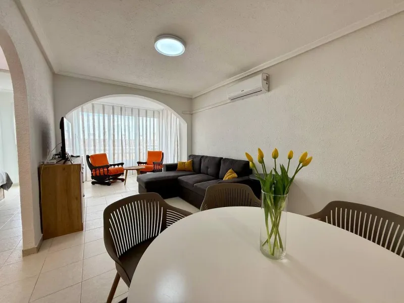 Apartment with 2 bedrooms, 1 bathroom, 240 m. from the beach and pool