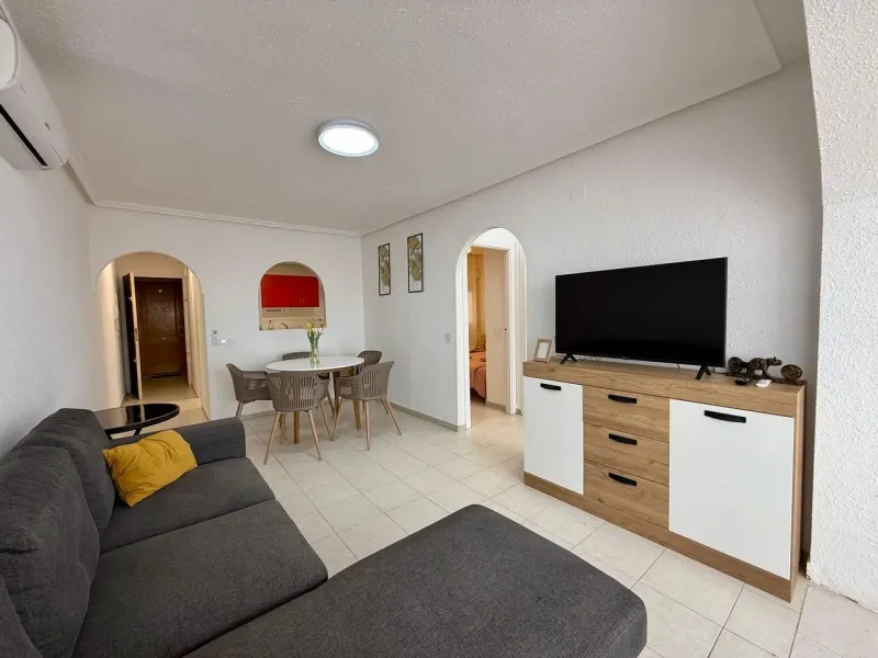 Apartment with 2 bedrooms, 1 bathroom, 240 m. from the beach and pool