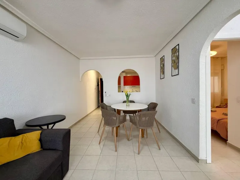 Apartment with 2 bedrooms, 1 bathroom, 240 m. from the beach and pool