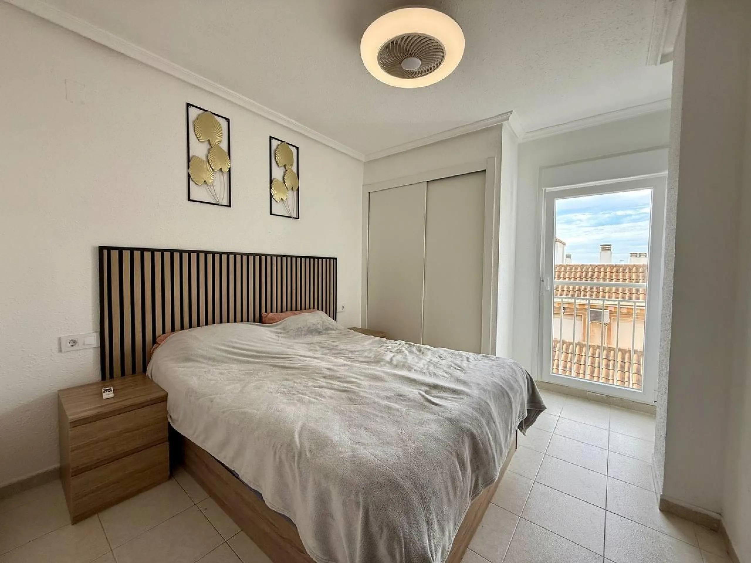 Apartment with 2 bedrooms, 1 bathroom, 240 m. from the beach and pool