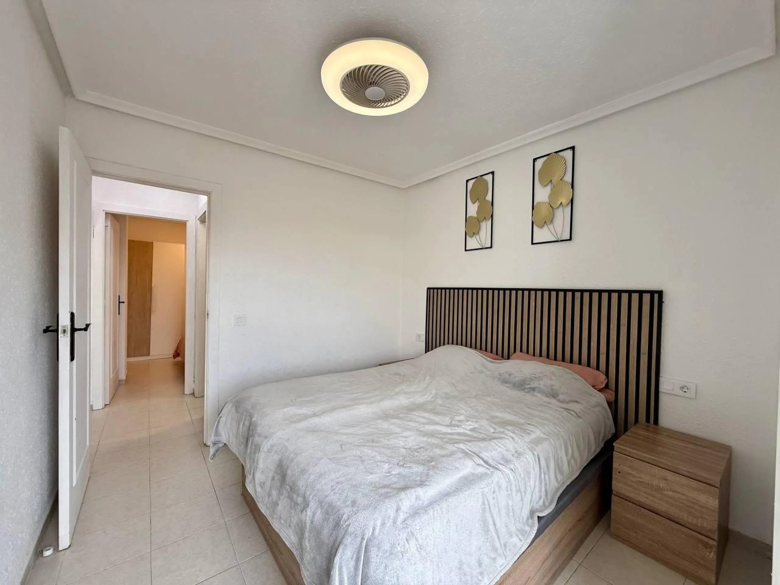 Apartment with 2 bedrooms, 1 bathroom, 240 m. from the beach and pool