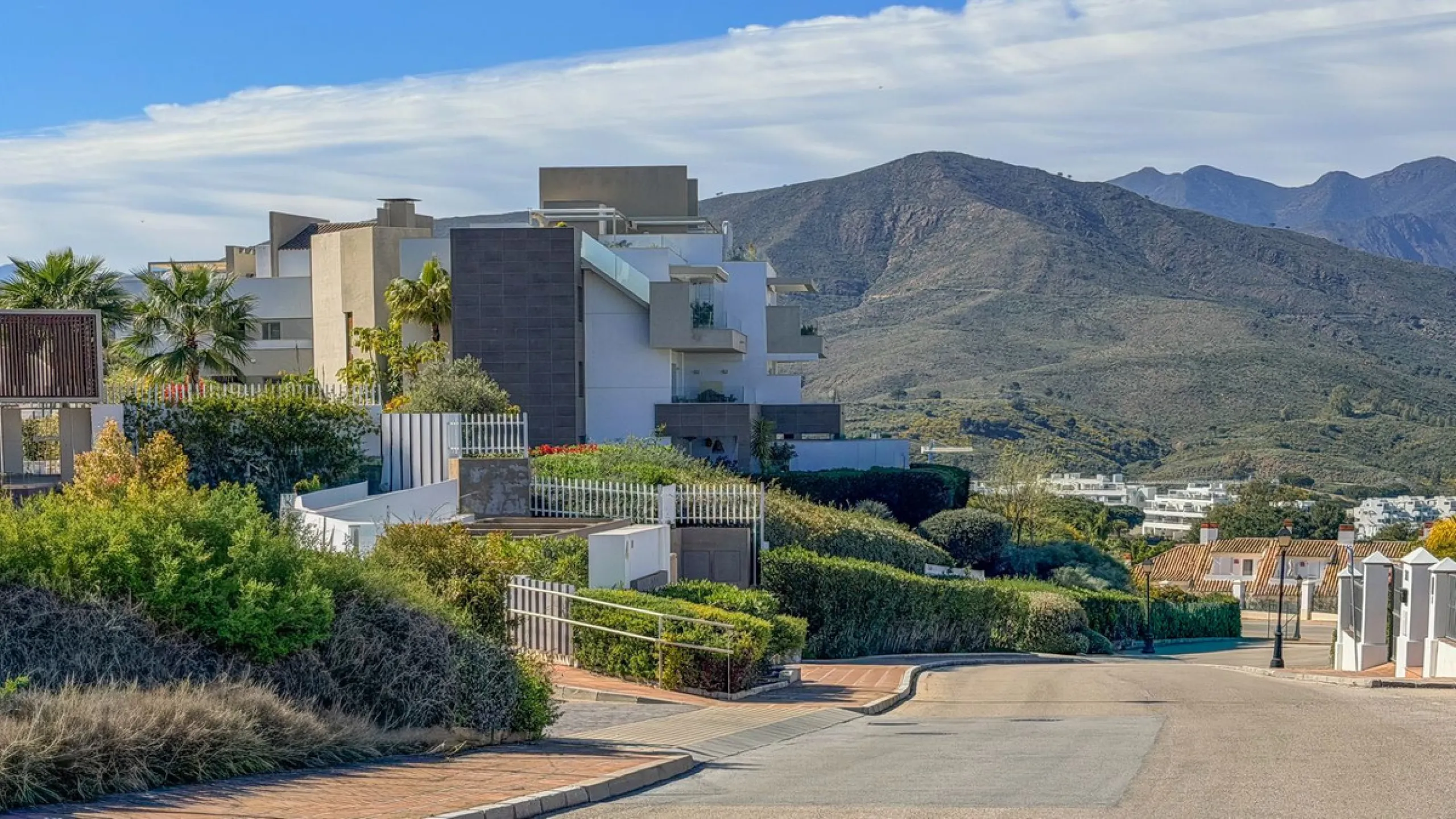Wunderschöne 2-Zimmer-Wohnung mit 2 Bädern in Grand View – La Cala Golf