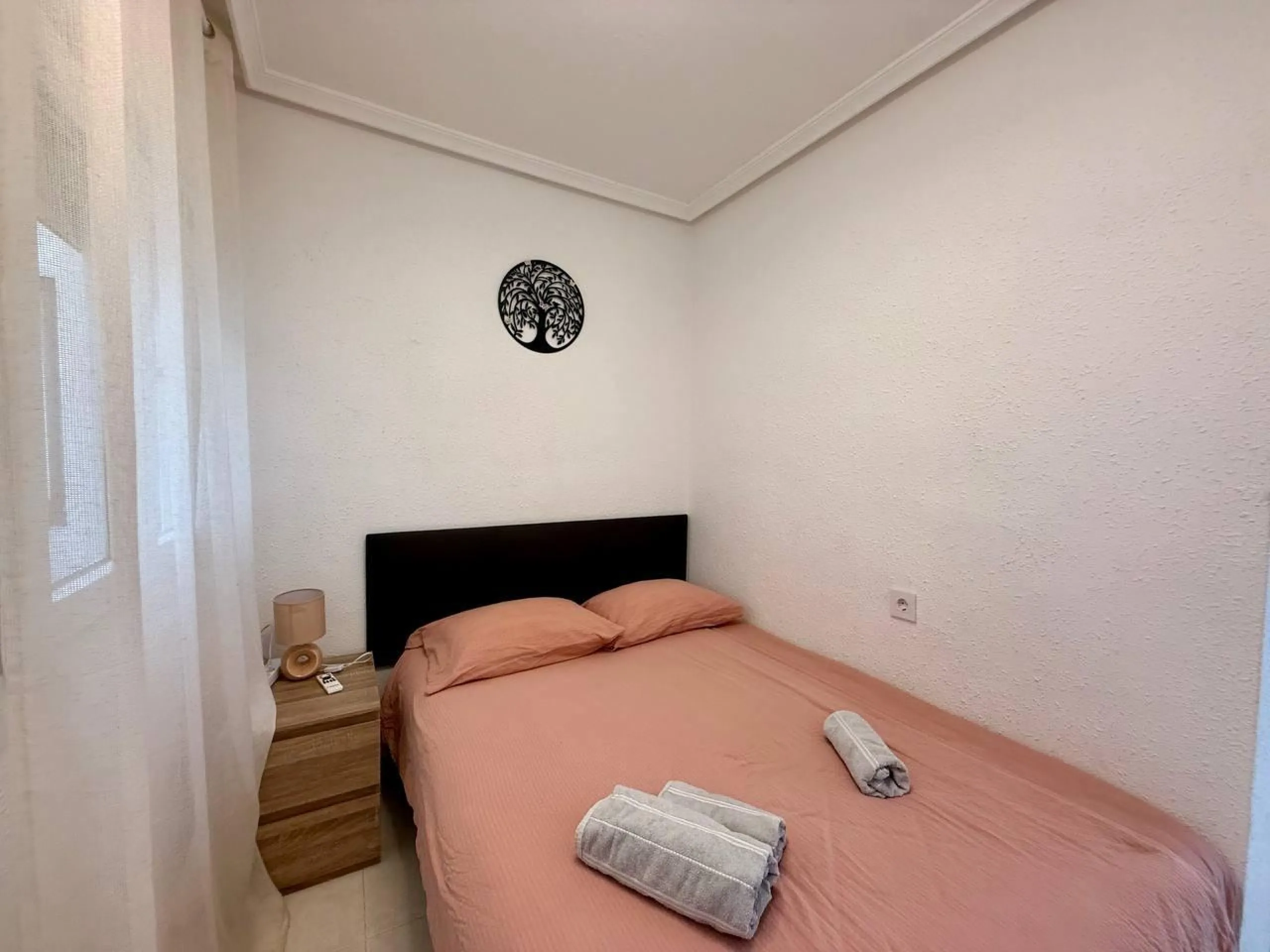 Apartment with 2 bedrooms, 1 bathroom, 240 m. from the beach and pool