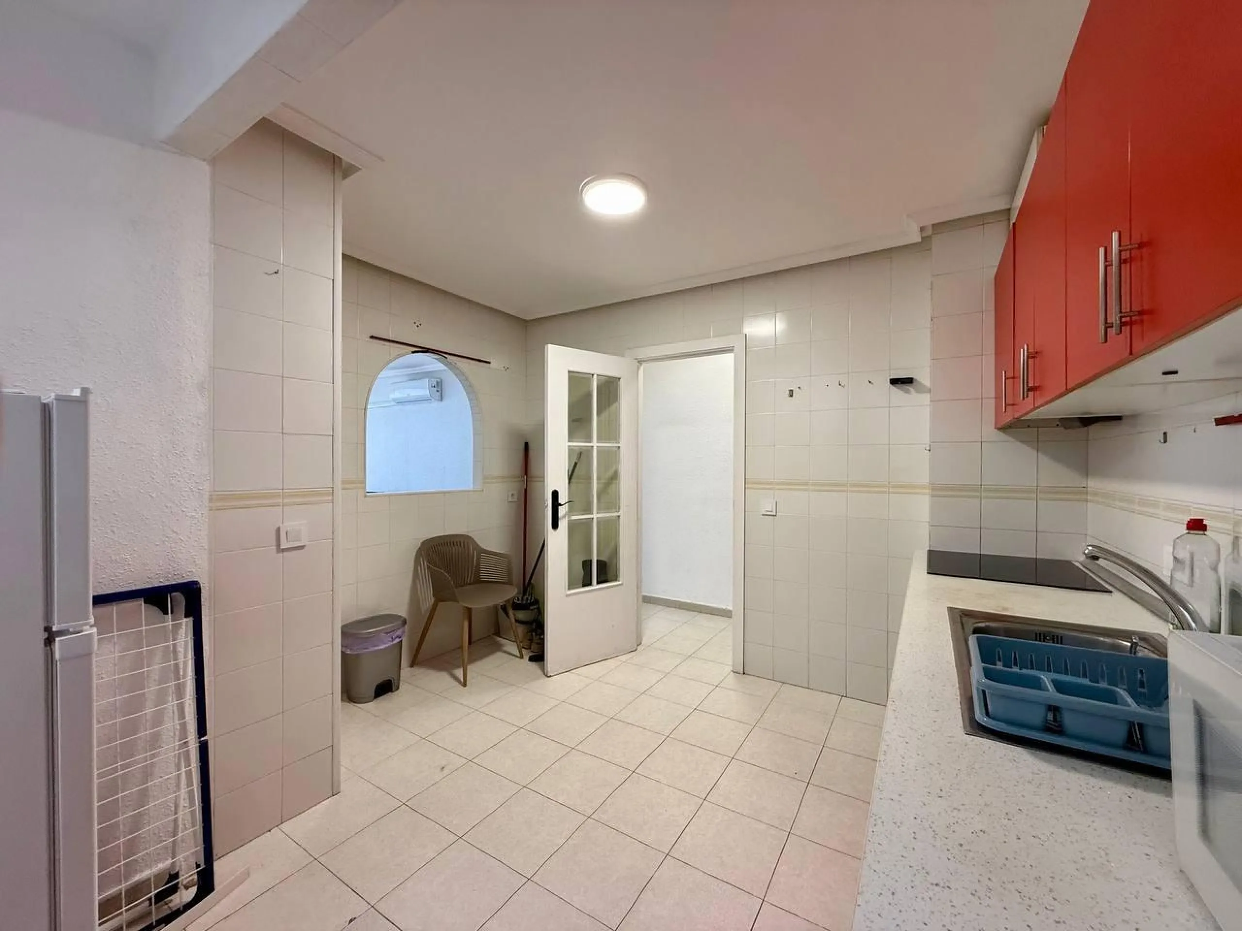 Apartment with 2 bedrooms, 1 bathroom, 240 m. from the beach and pool
