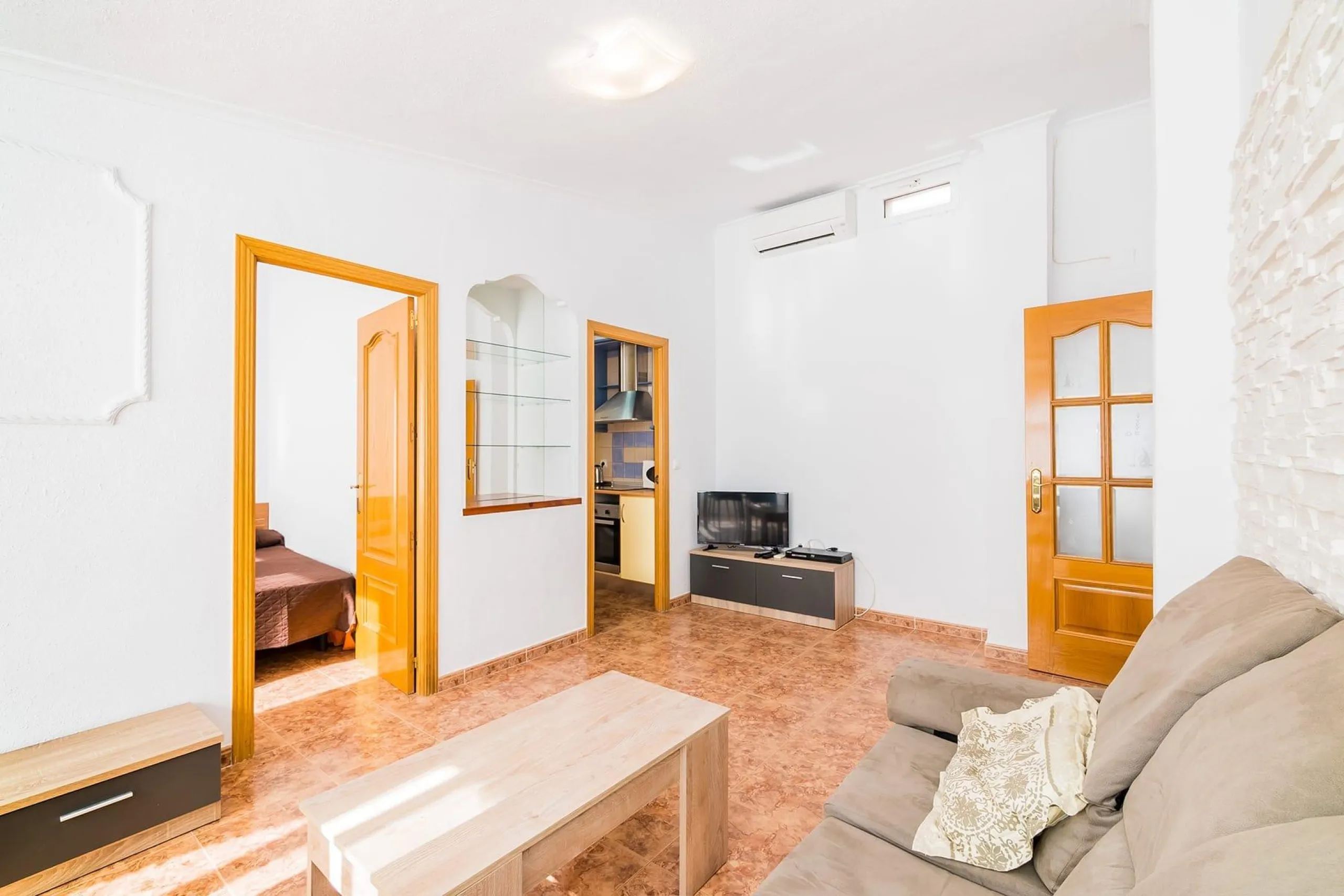 Amplio Apartamento Reformado con piscina comunitaria a 600 metros de la playa del Cura