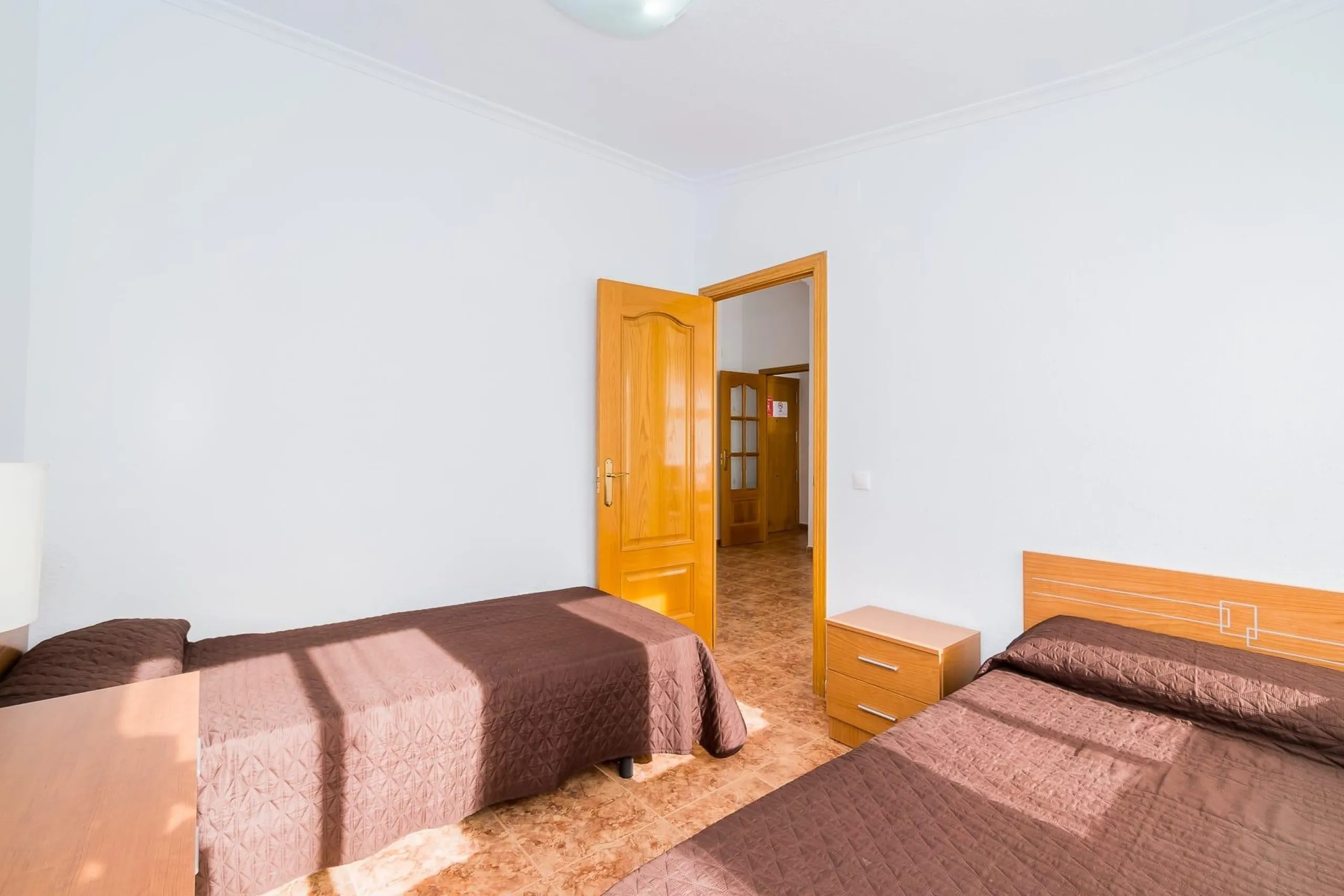 Amplio Apartamento Reformado con piscina comunitaria a 600 metros de la playa del Cura