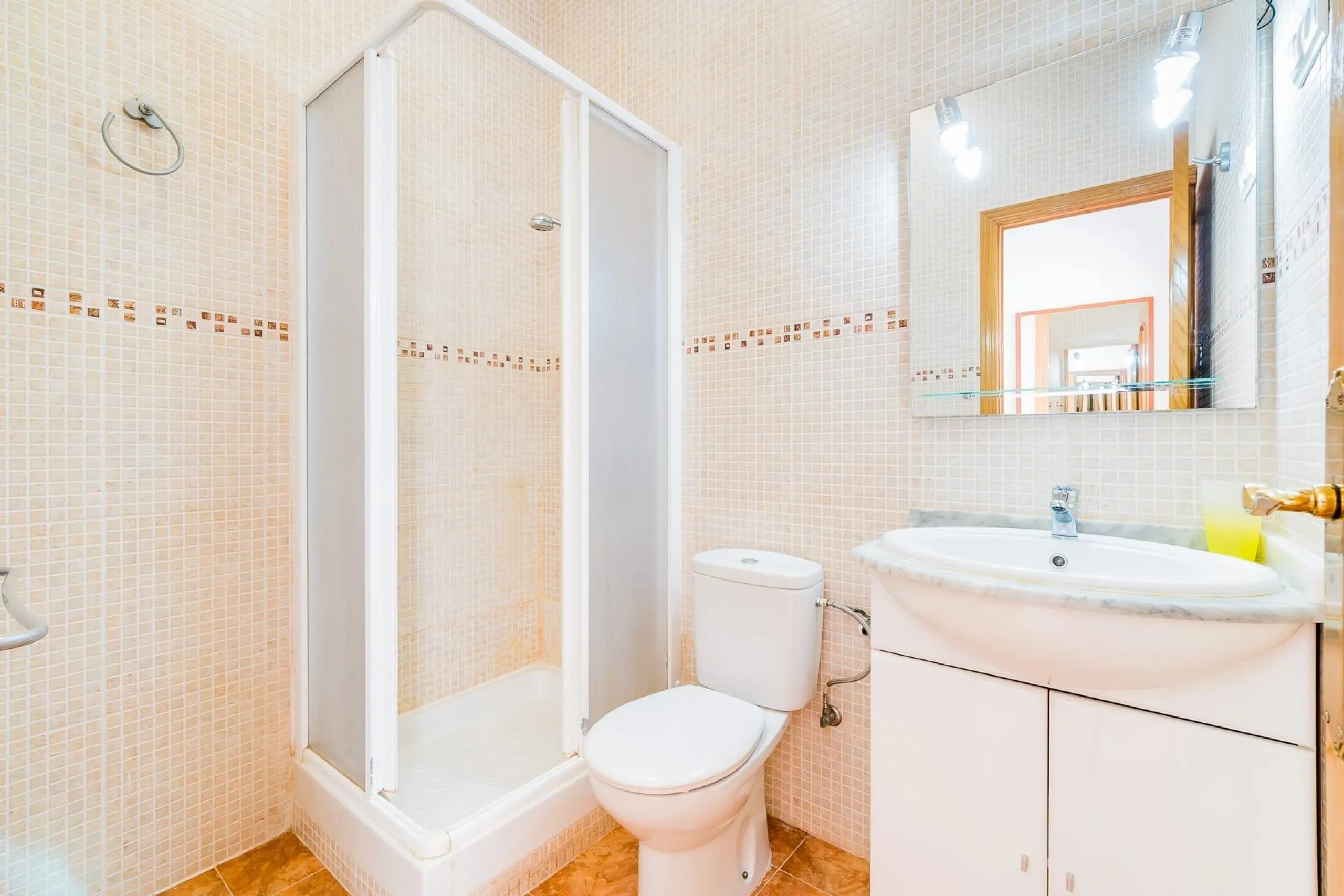 Amplio Apartamento Reformado con piscina comunitaria a 600 metros de la playa del Cura