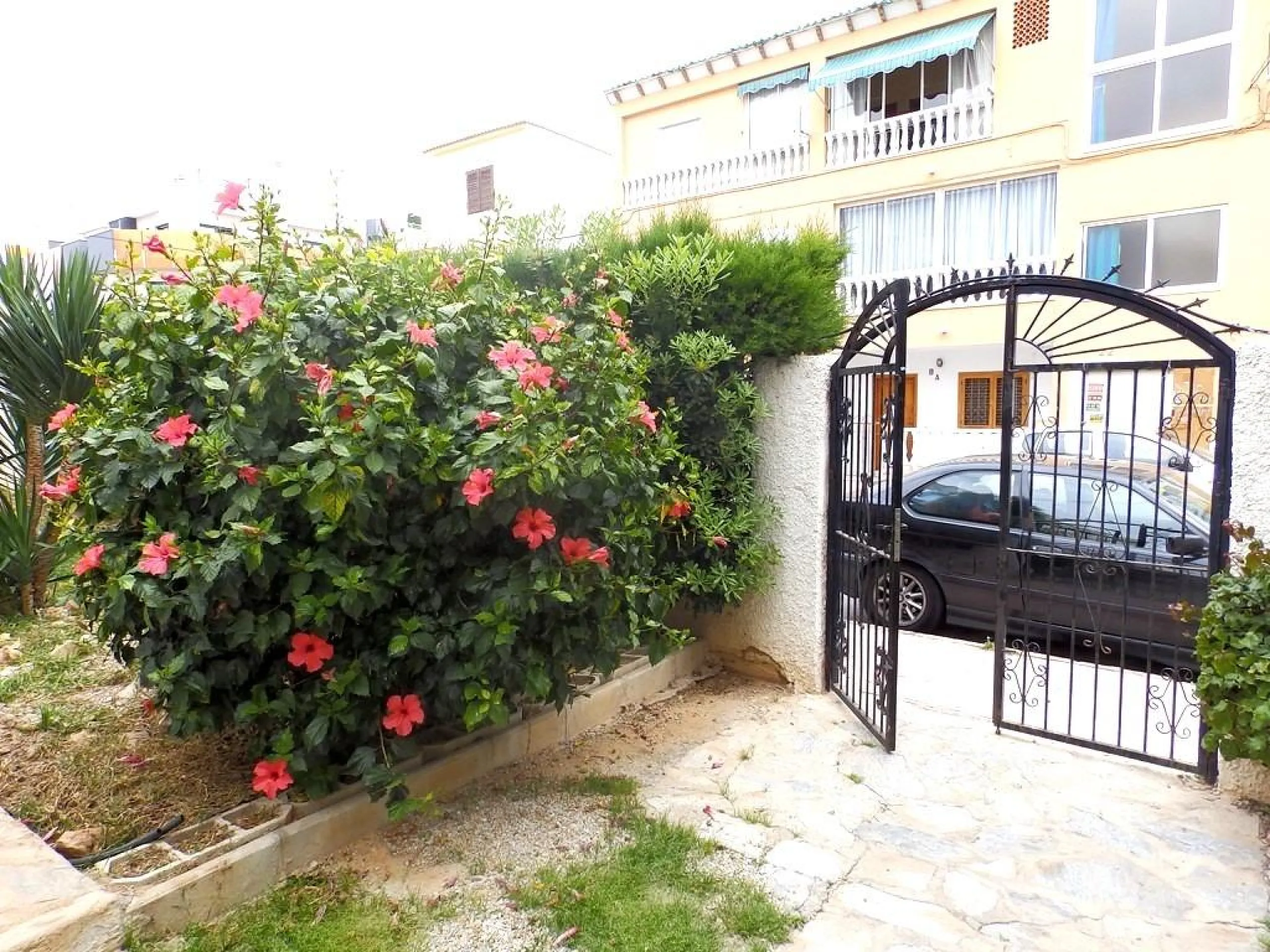 Amplio Apartamento Reformado con piscina comunitaria a 600 metros de la playa del Cura