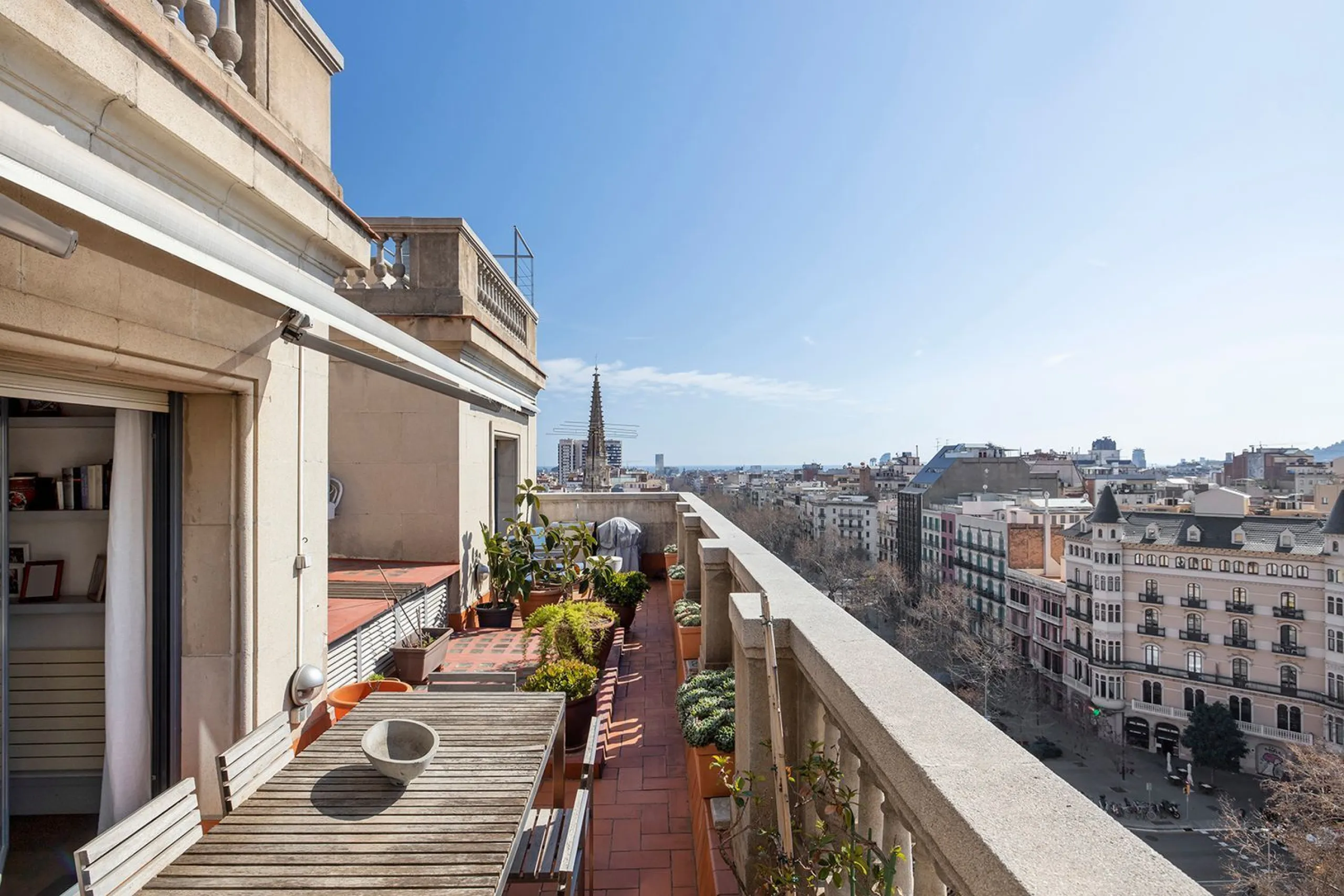 Ático singular con terrazas panorámicas en el Eixample, Barcelona