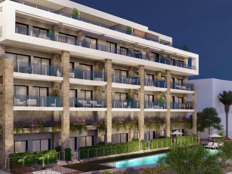 Apartamentos frente al mar, a tan solo 400m de la playa 🏝️