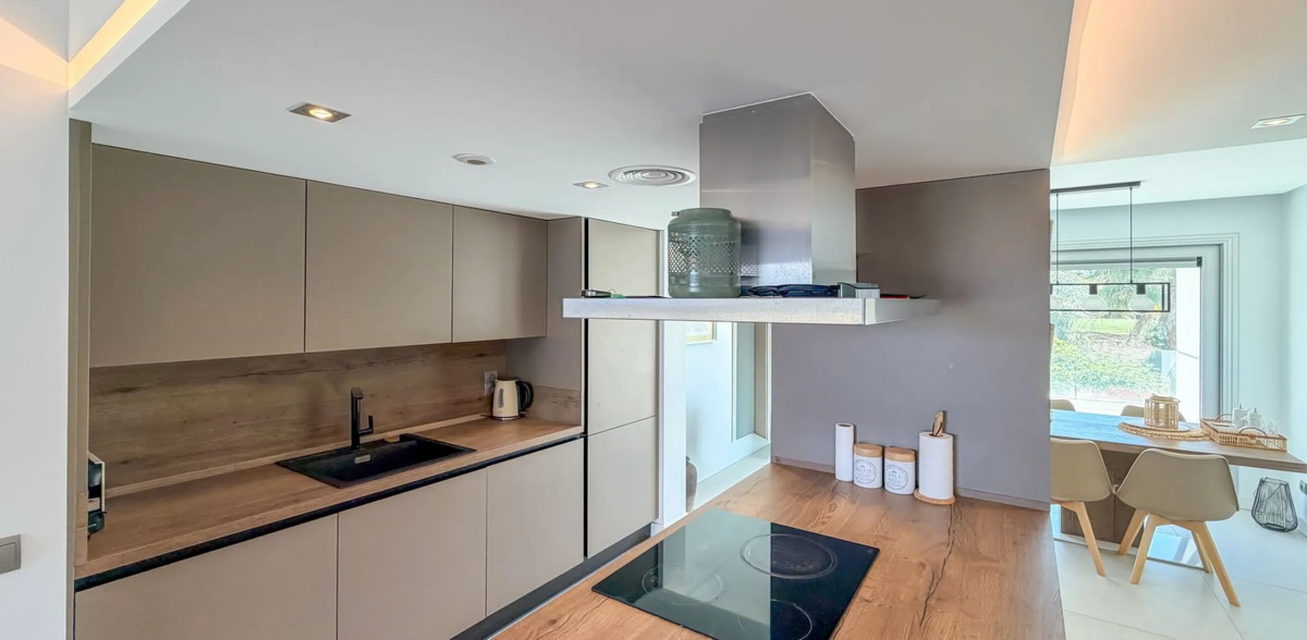 Wunderschöne 2-Zimmer-Wohnung mit 2 Bädern in Grand View – La Cala Golf