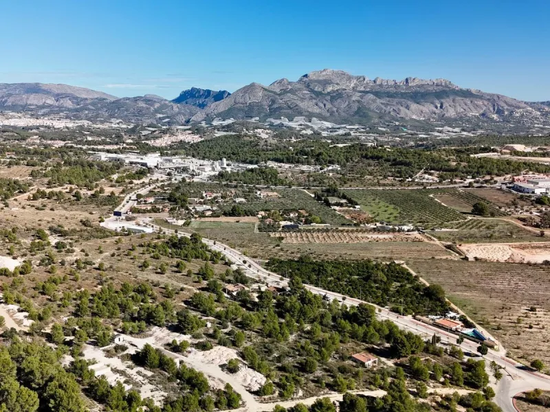 Exclusiva villa en Polop con vistas a las montañas