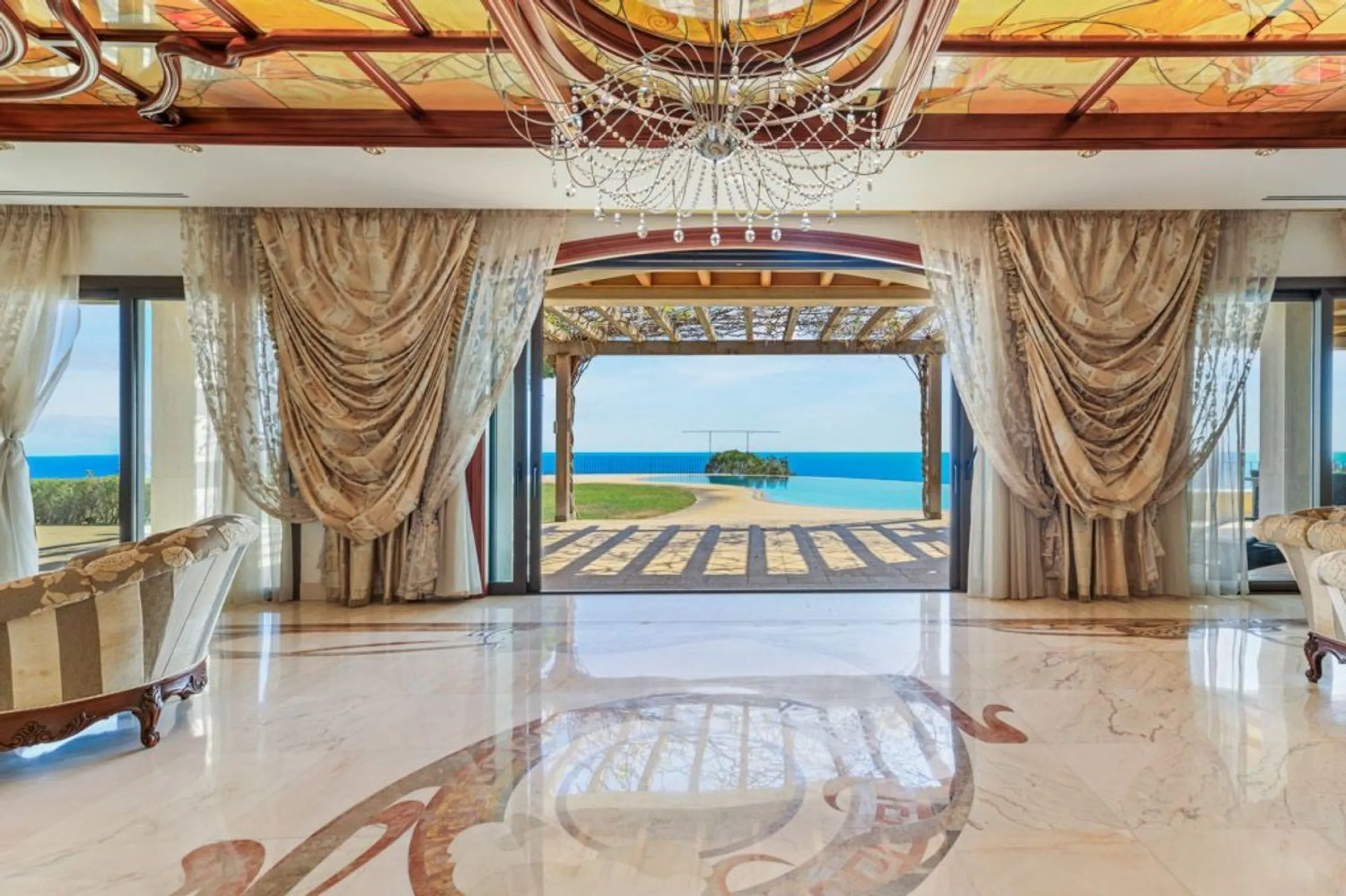 Luxury villa with sea views in Punta Brava, Sant Feliu de Guíxols