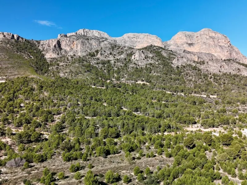 Exclusiva villa en Polop con vistas a las montañas