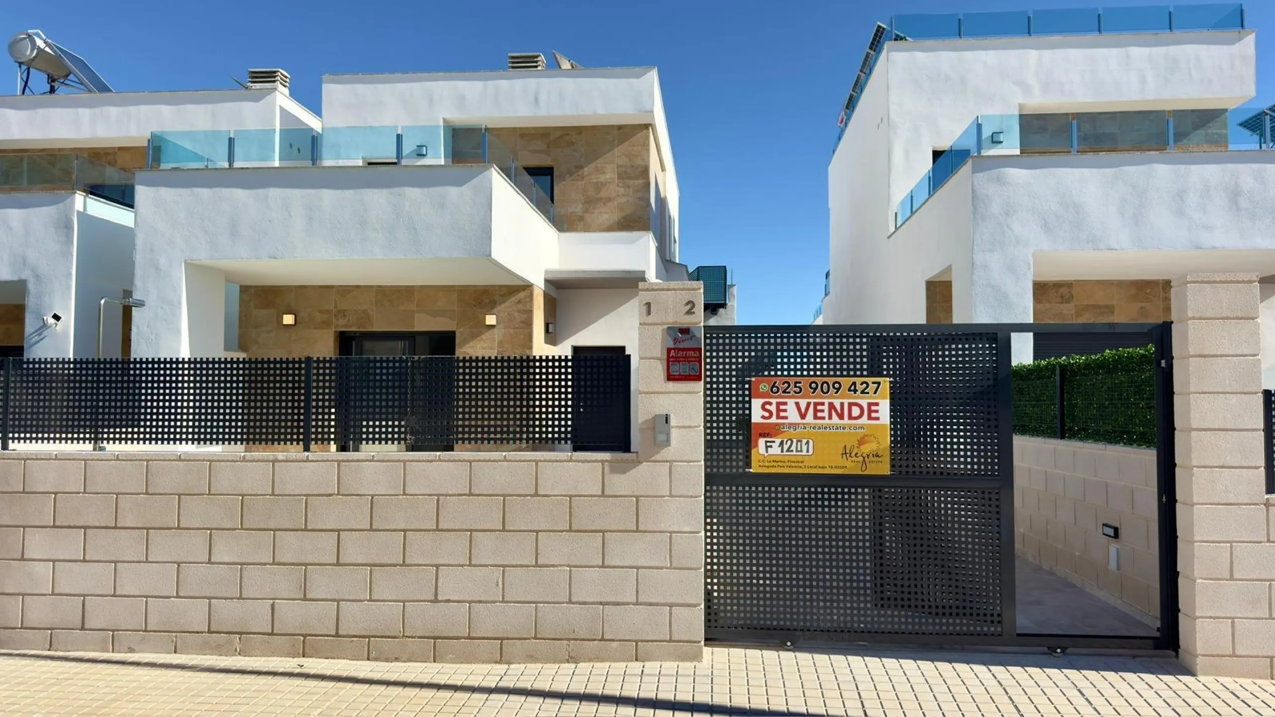 Exclusiva villa en Polop con vistas a las montañas